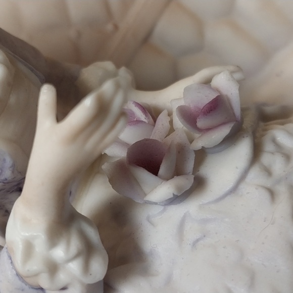 Bordeaux Lady in Waiting Porcelain Night Light Excellent New Like Condition. - Picture 3 of 9